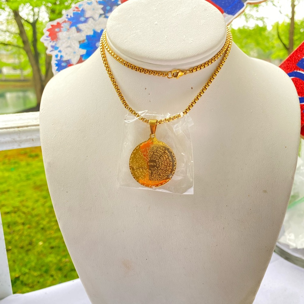 DEAL MACY DEPARTMENT NECKLACE - Picture 12 of 13